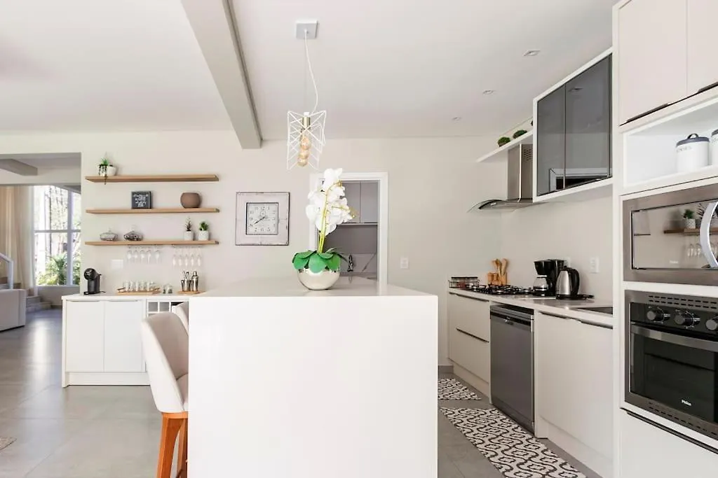펜션 Casa Maravilhosa Com Piscina Em Garopaba 빌라
